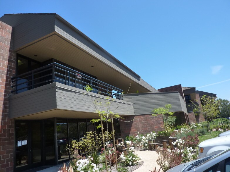 More Photos Of 30131 Town Center Dr, Laguna Niguel Medical For Lease