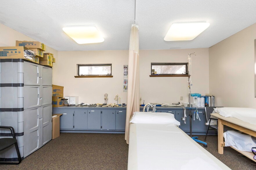 More Photos Of 701 N Hercules Ave, Clearwater Medical For Lease