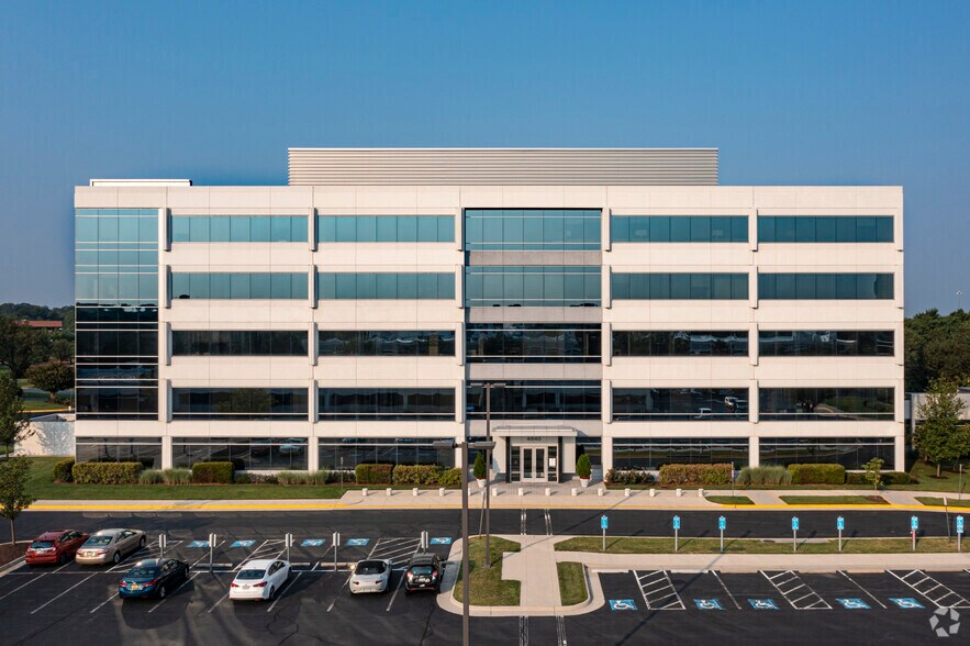 More Photos Of 4840 Westfields Blvd, Chantilly Office For Lease