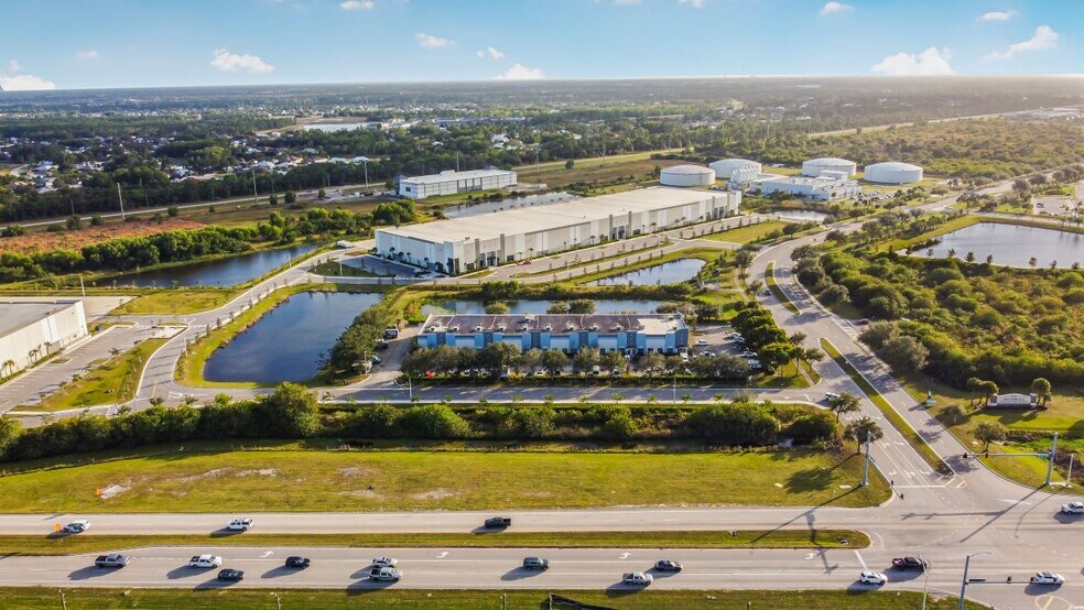 More Photos Of 6901-6945 NW LTC Pky, Port Saint Lucie Warehouse For Lease