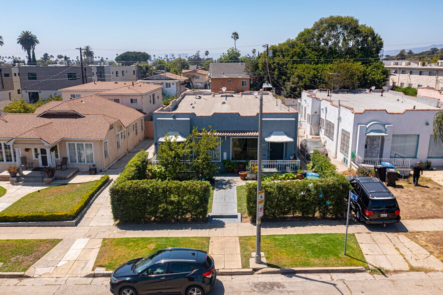 More Photos Of 2211 S Bronson Ave, Los Angeles Apartments For Sale