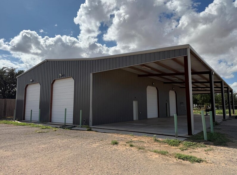 More Photos Of 8011 E County Road 90, Midland Warehouse For Lease
