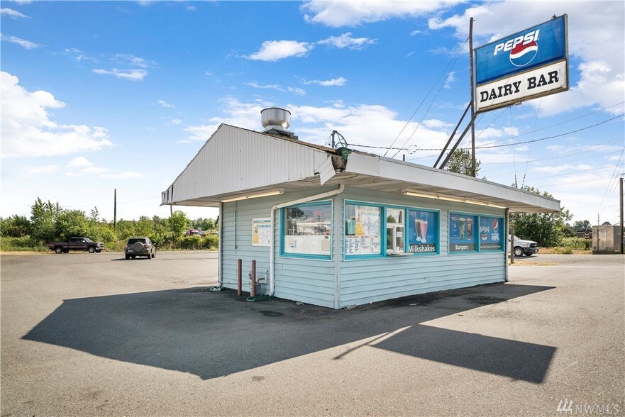 More Photos Of 651 W Main St, Chehalis Restaurant For Sale
