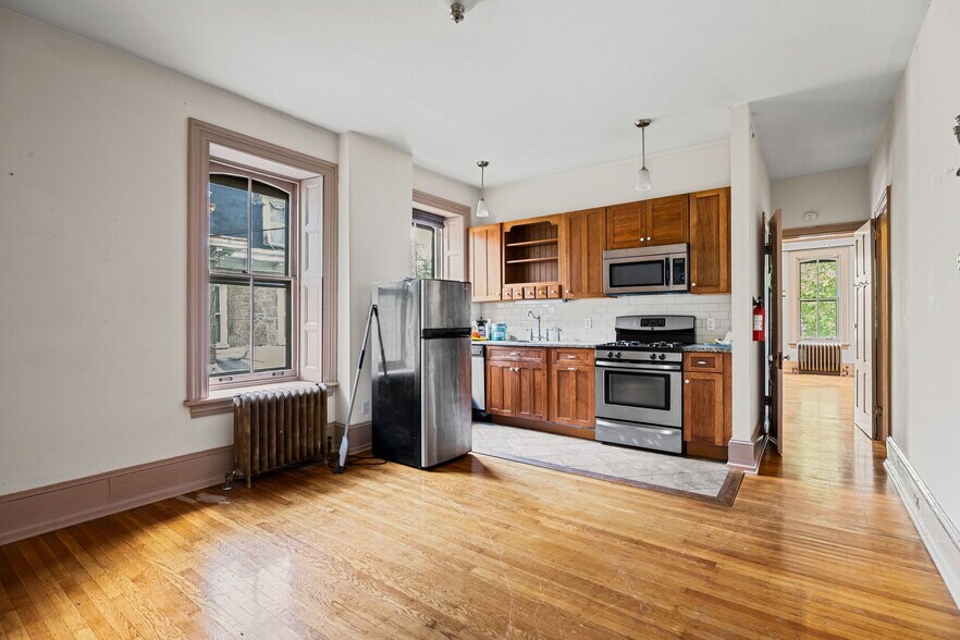 More Photos Of 5911 Greene St, Philadelphia Apartments For Sale