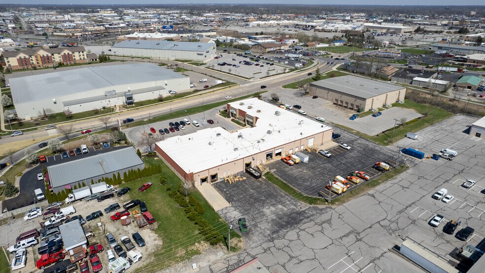 More Photos Of 417-445 Fernhill Ave, Fort Wayne Warehouse For Lease
