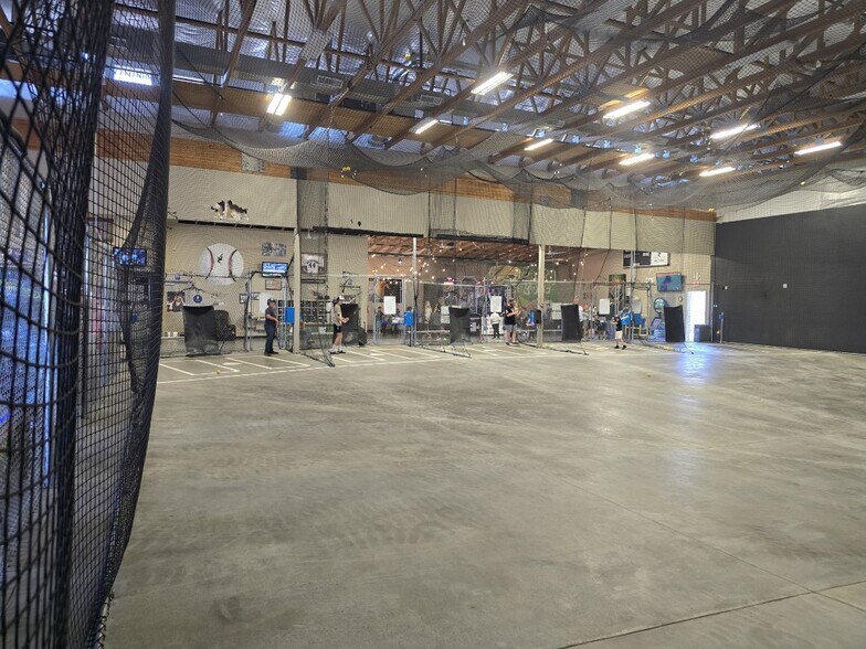 More Photos Of 2555 N Crownpointe Dr, Prescott Valley Freestanding For Sale