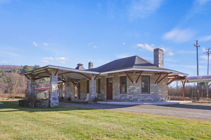 More Photos Of 2 Depot St., Stockbridge Office For Lease