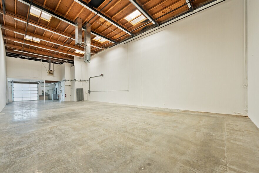 More Photos Of 8637-8649 Hayden Pl, Culver City Unknown For Lease