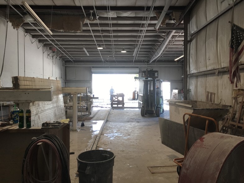 More Photos Of 2414 Andalusia Blvd, Cape Coral Manufacturing For Sale