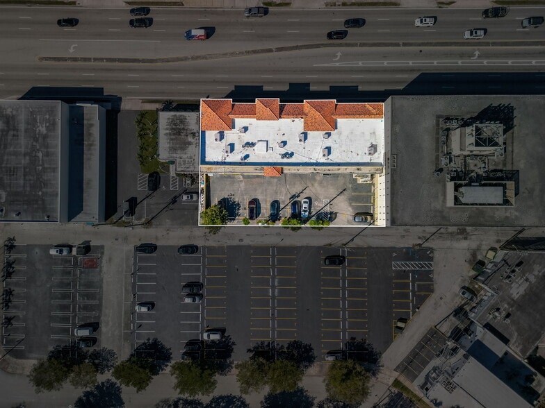 More Photos Of 430 S Dixie Hwy, Miami Office For Lease