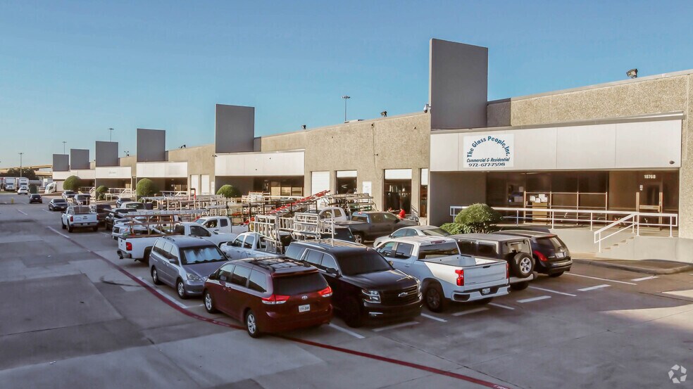 More Photos Of 10730-10768 N Stemmons Fwy, Dallas Distribution For Lease