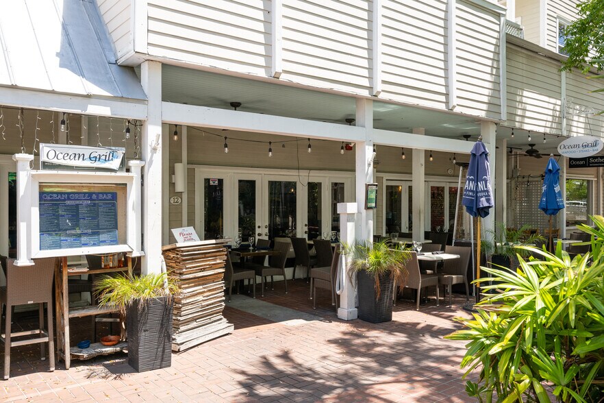 More Photos Of 1075 Duval St, Key West Apartments For Sale