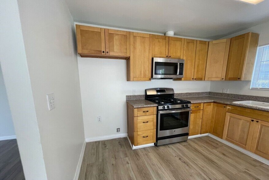 More Photos Of 8837 Tilden Ave, Panorama City Multifamily For Sale