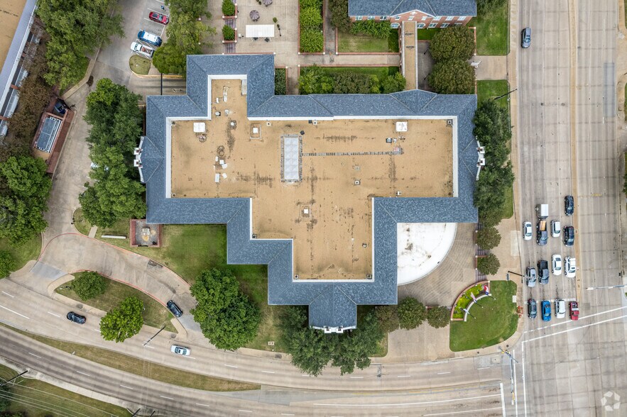 More Photos Of 17101 Preston Rd, Dallas Unknown For Lease