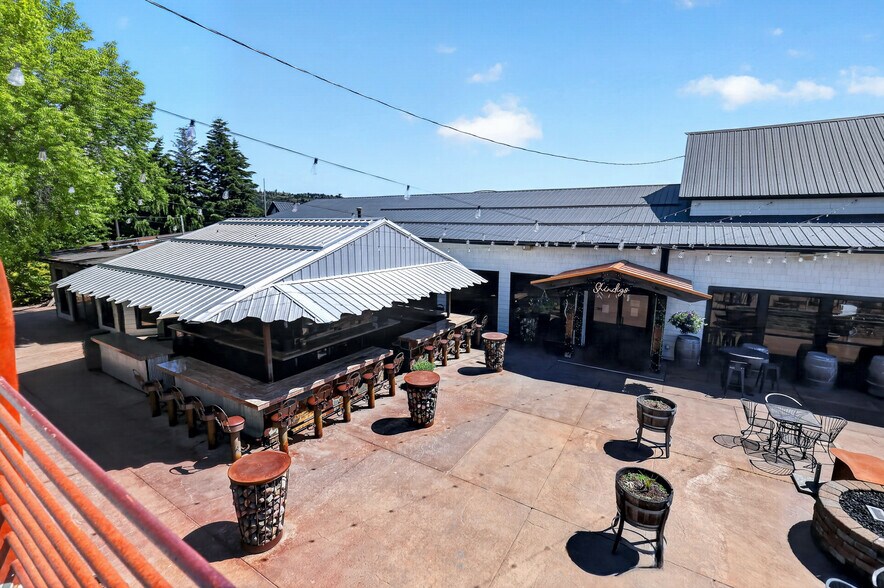 More Photos Of , Post Falls General Retail For Sale