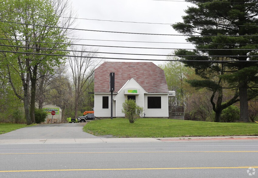More Photos Of 941 Albany Shaker Rd, Latham Office For Lease