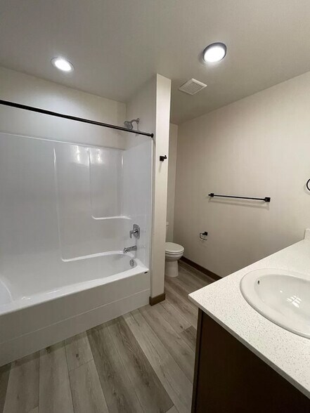 More Photos Of 23 Shooting Star Dr, Priest River Apartments For Sale