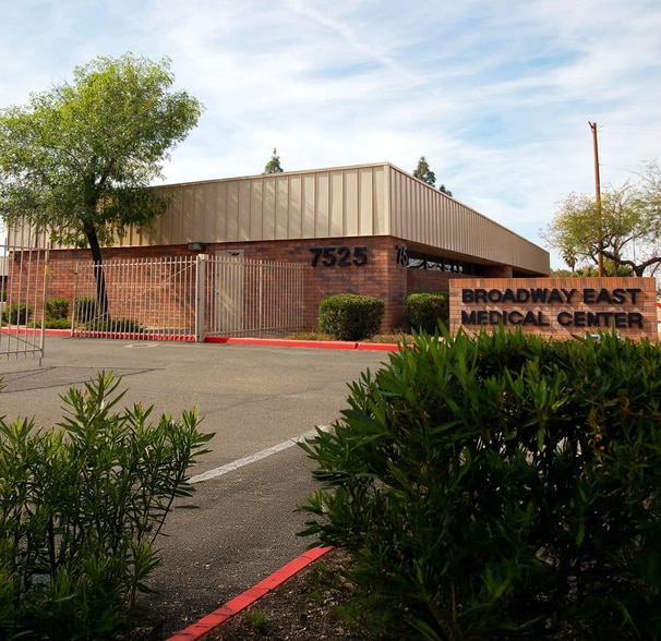 More Photos Of 7525 E Broadway Rd, Mesa Specialty For Sale