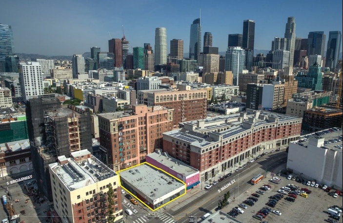 More Photos Of 1059-1065 S Main St, Los Angeles Storefront For Lease
