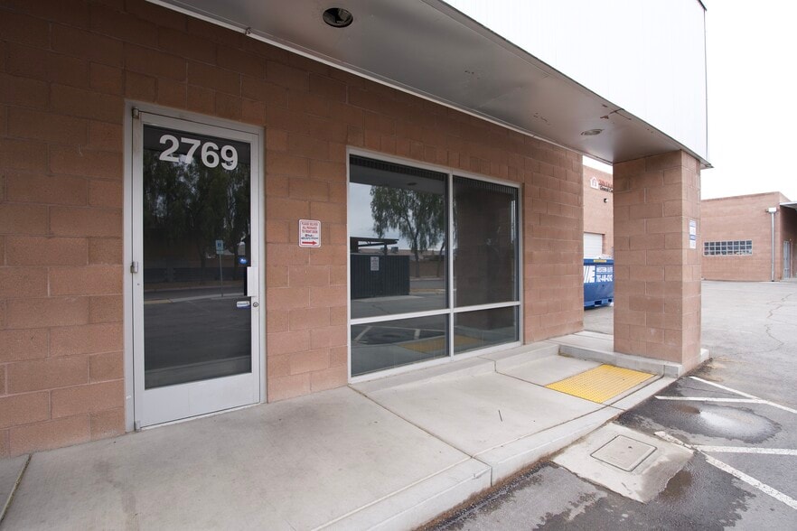 More Photos Of 2769 N Lamb Blvd, Las Vegas Warehouse For Lease
