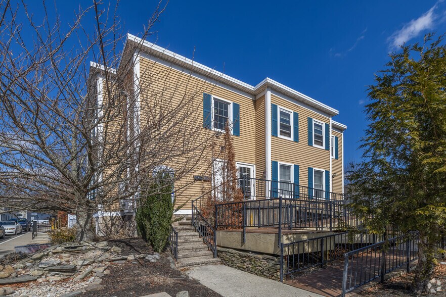 More Photos Of 31 Cherry St, Milford Office For Sale