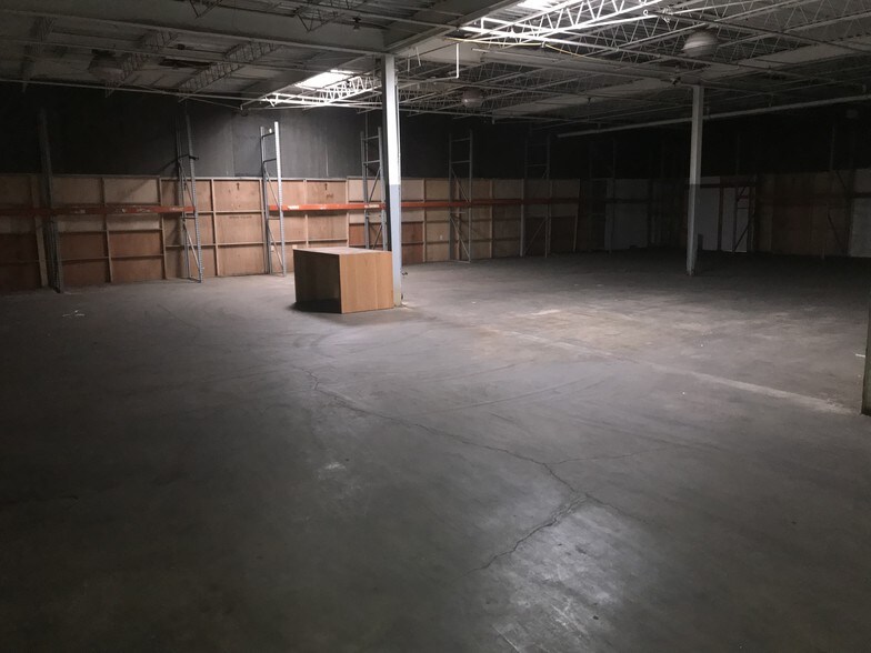 More Photos Of 14501 Industrial Ave, Maple Heights Manufacturing For Lease