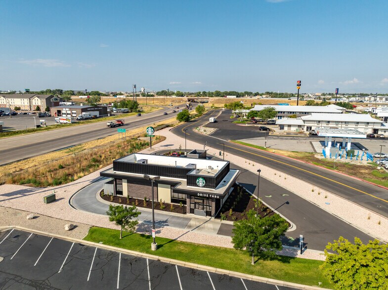 Primary Photo Of 2087 1100 w, West Haven Fast Food For Sale