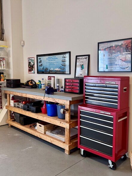 More Photos Of 4776 Radio Rd, Naples Warehouse For Sale