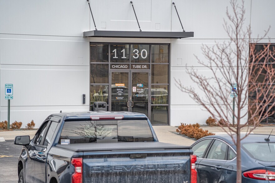 More Photos Of 1130 Chicago Tube Dr, Romeoville Truck Terminal For Sale