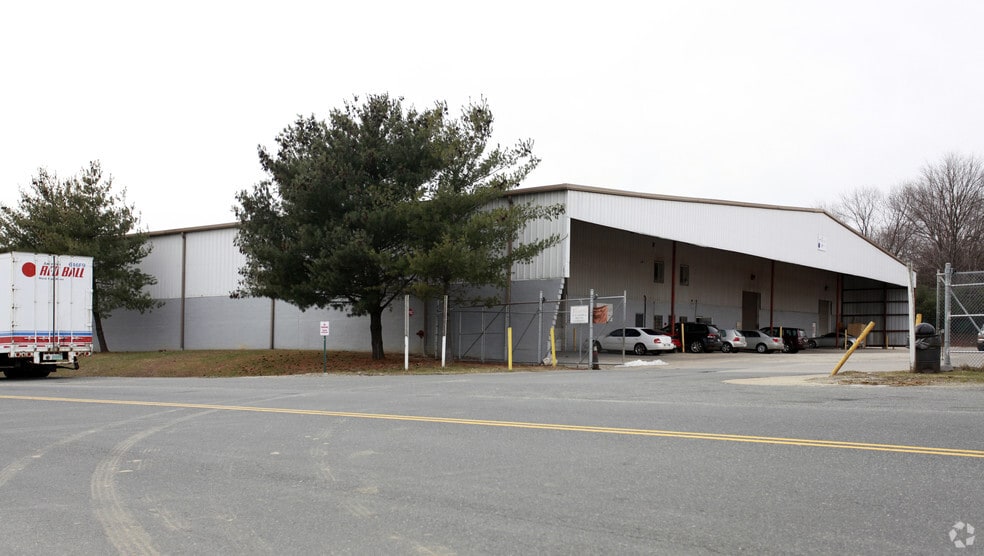 More Photos Of 15481 Farm Creek Dr, Woodbridge Unknown For Lease