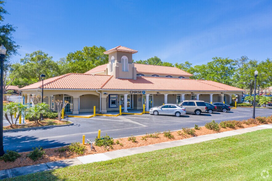 More Photos Of 7506-7524 Dr Phillips Blvd, Orlando Unknown For Lease