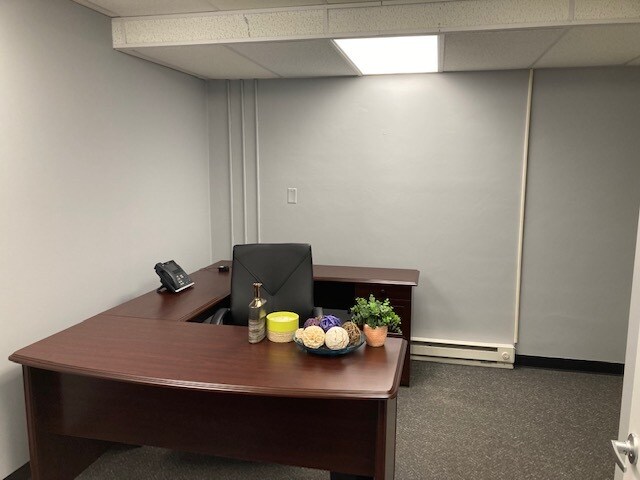 More Photos Of 1746-1750 Lyter Dr, Johnstown Storefront Retail Office For Lease