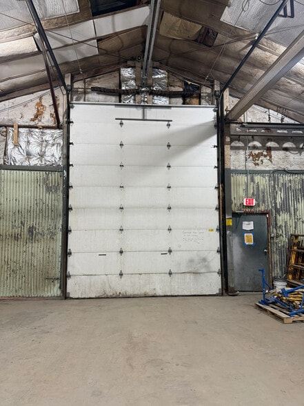 More Photos Of 3060 South Ave, Toledo Manufacturing For Lease