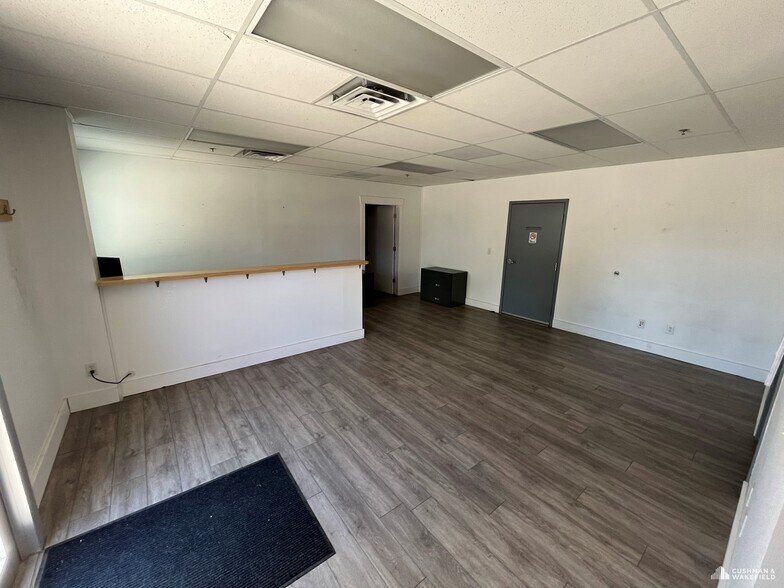 More Photos Of 4000 Patton Ave, Loveland Industrial For Lease
