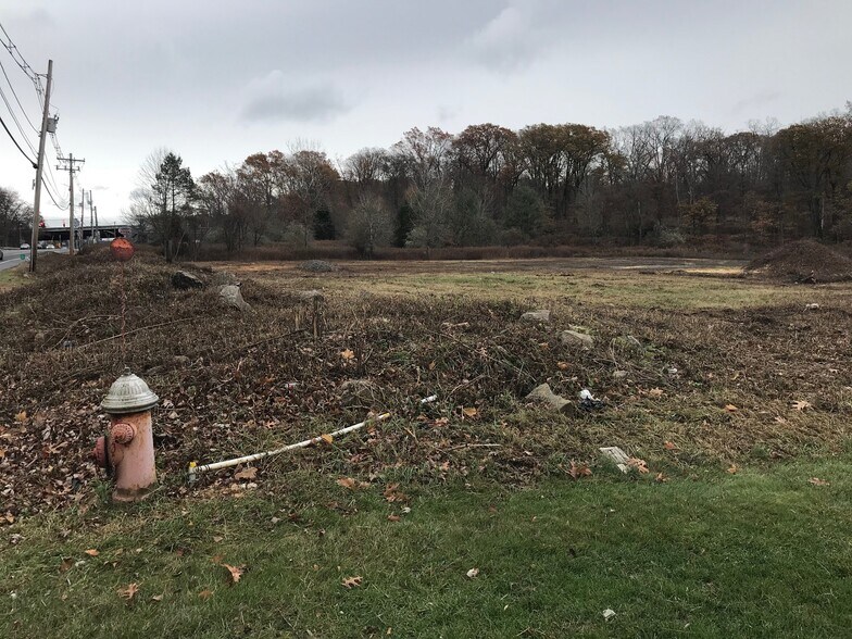 More Photos Of 1649 Route 202, Pomona Storefront Retail Office For Lease