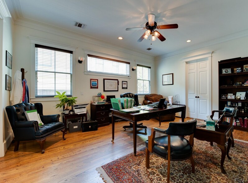 More Photos Of 420 Heights Blvd, Houston Office Residential For Sale