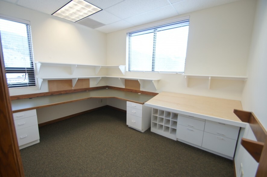 More Photos Of 40800 Highway 6, Avon General Retail For Sale