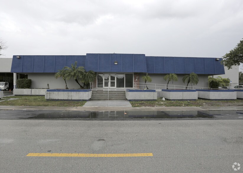 More Photos Of 16501 NW 16th Ct, Miami Warehouse For Lease
