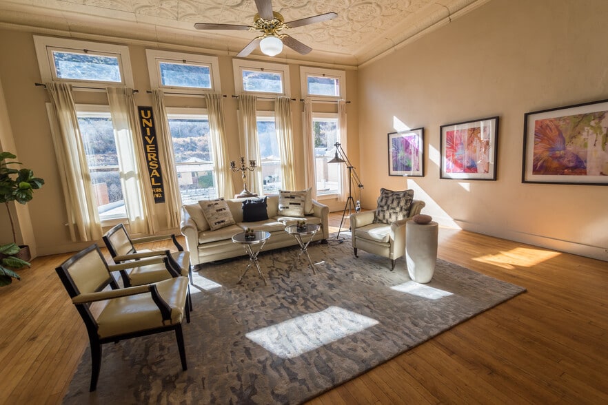More Photos Of 35 Main St, Bisbee Restaurant For Sale