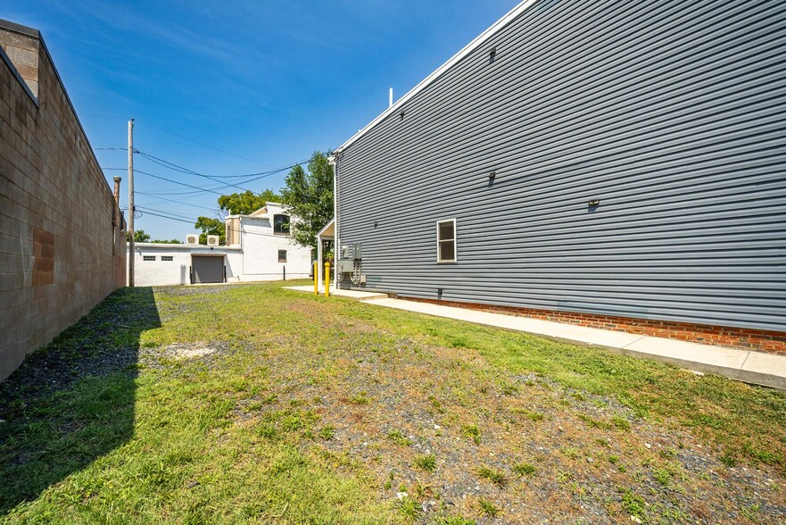 More Photos Of 5102 Curtis Ave, Curtis Bay Industrial For Sale