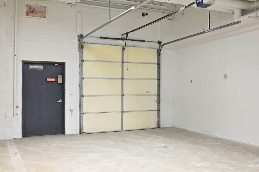 More Photos Of 299 Johnson Ave, Waseca Industrial For Lease