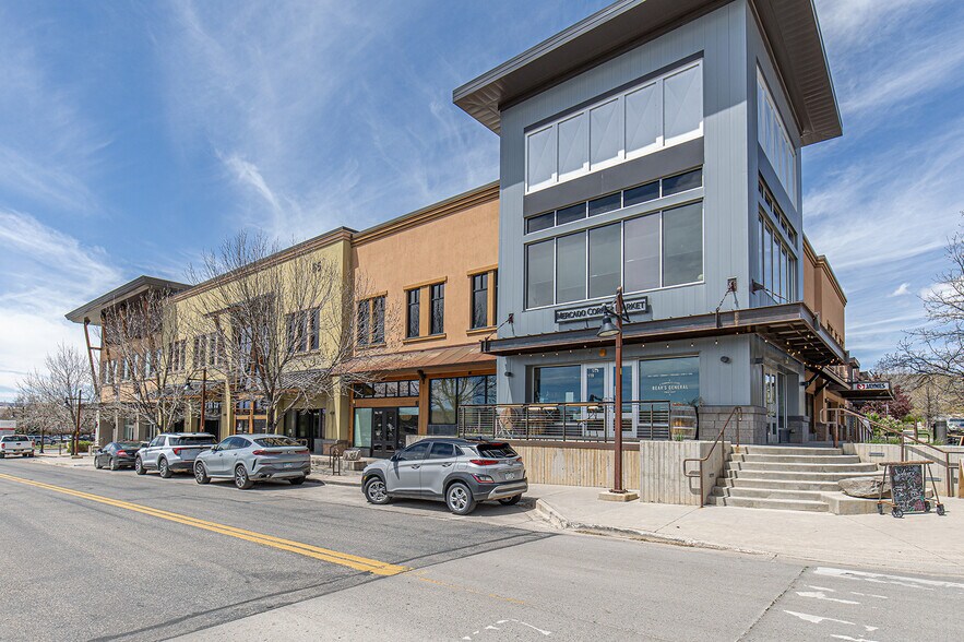 More Photos Of 65 Mercado St, Durango Office For Lease