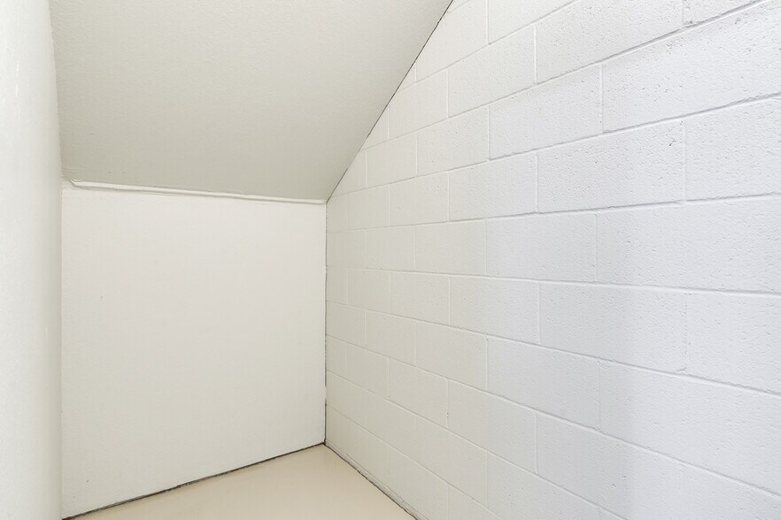 More Photos Of 538 E Stuart Ave, Redlands Unknown For Sale