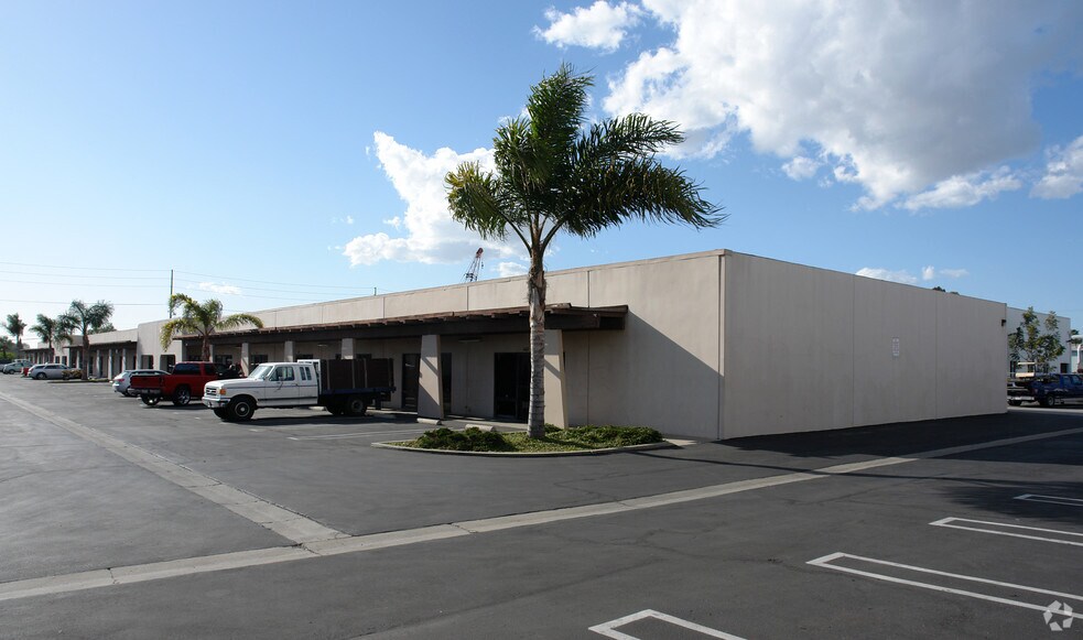 More Photos Of 1760 Monrovia Ave, Costa Mesa Unknown For Lease