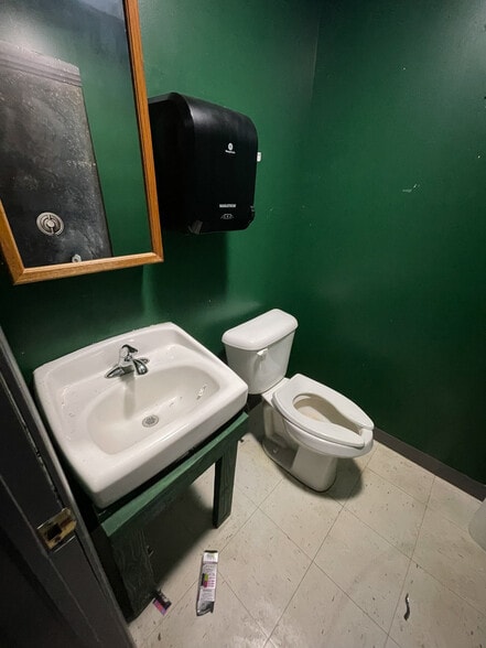 More Photos Of 2700-2728 Cleveland Ave SW, Canton General Retail For Sale