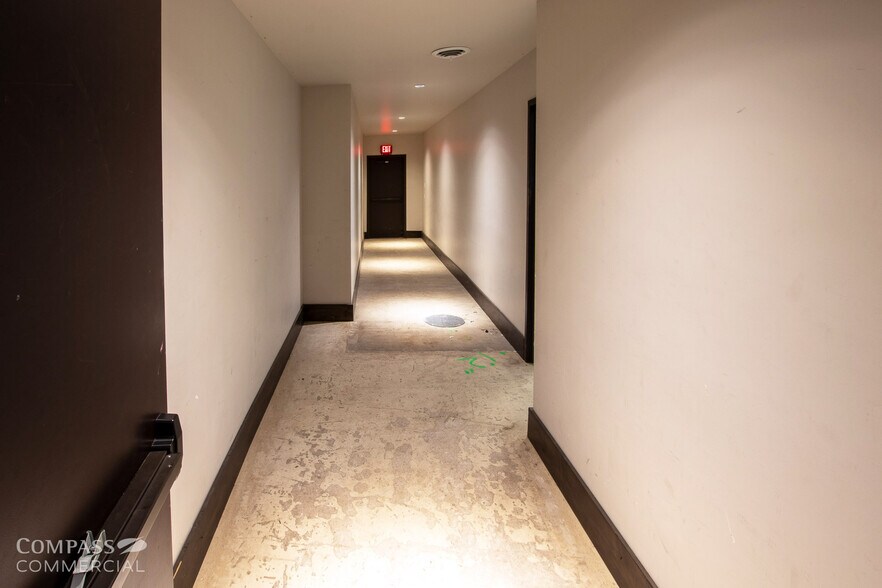 More Photos Of 1024 NW Bond St, Bend Storefront For Lease