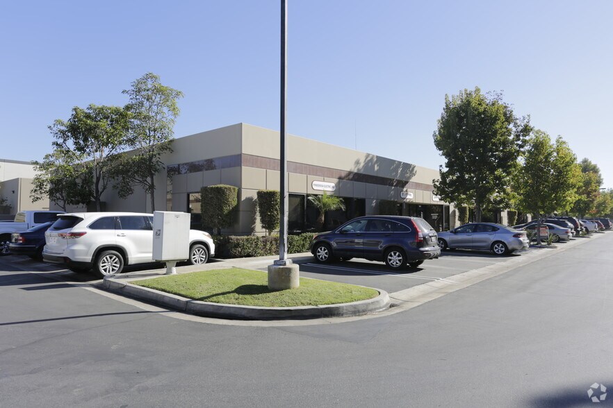 Primary Photo Of 17155 Von Karman Ave, Irvine Research And Development For Lease