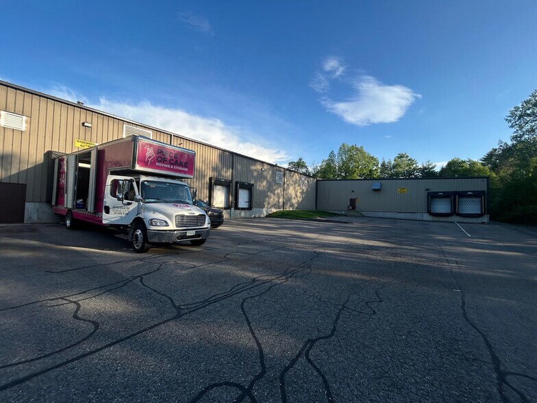 More Photos Of 299 Industrial Ln, Torrington Distribution For Lease