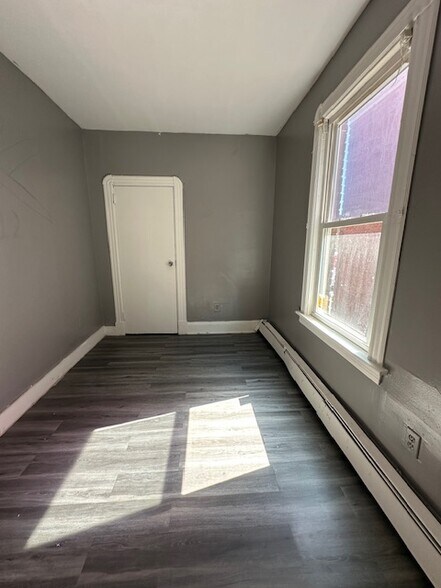 More Photos Of , Hartford Multifamily For Sale