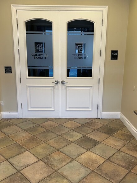 More Photos Of 177 N Main St, Plymouth Office For Lease